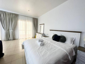 Beachfront Amazing Studio Apartment in Rimal JBR